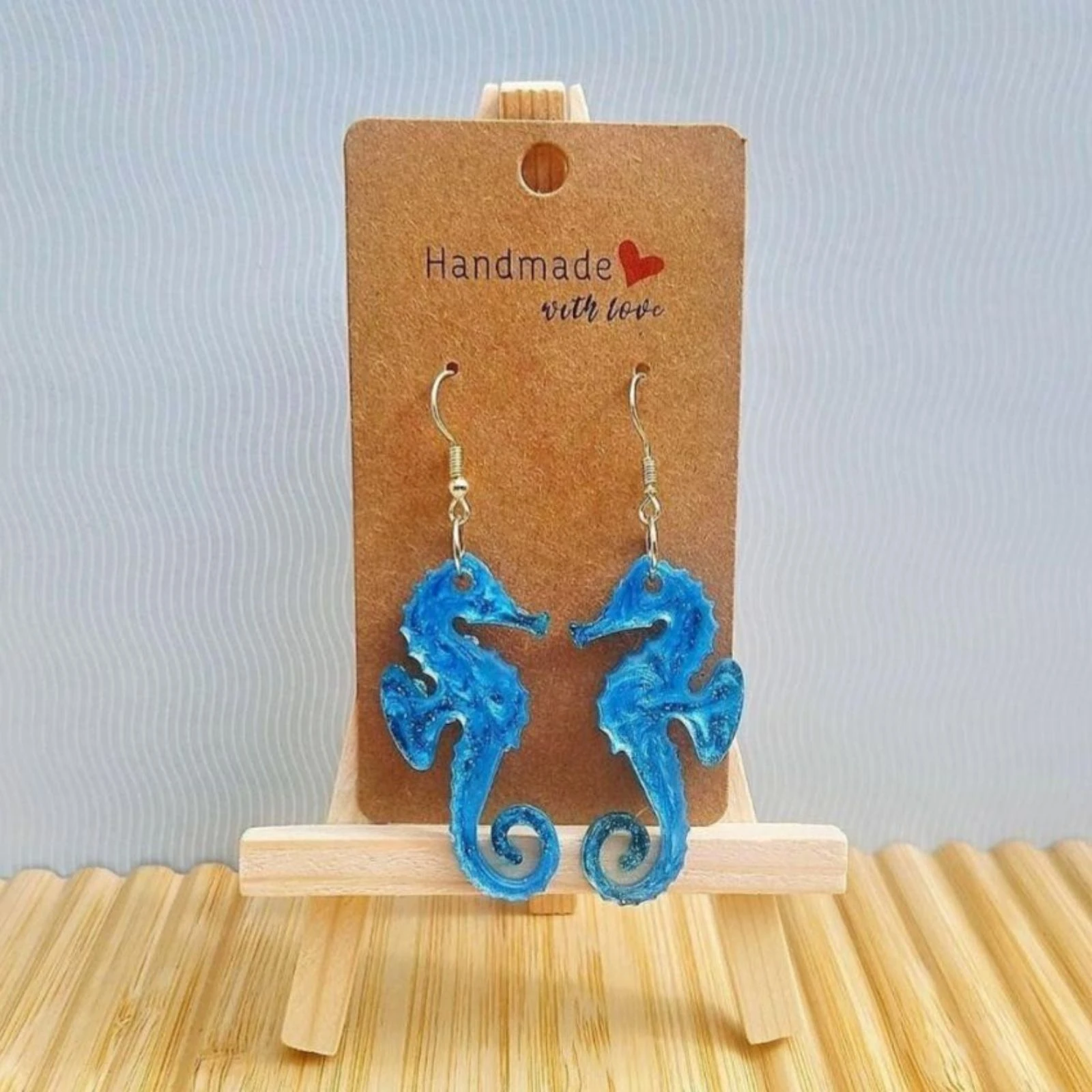 Boucles d'oreilles hippocampes bleus 